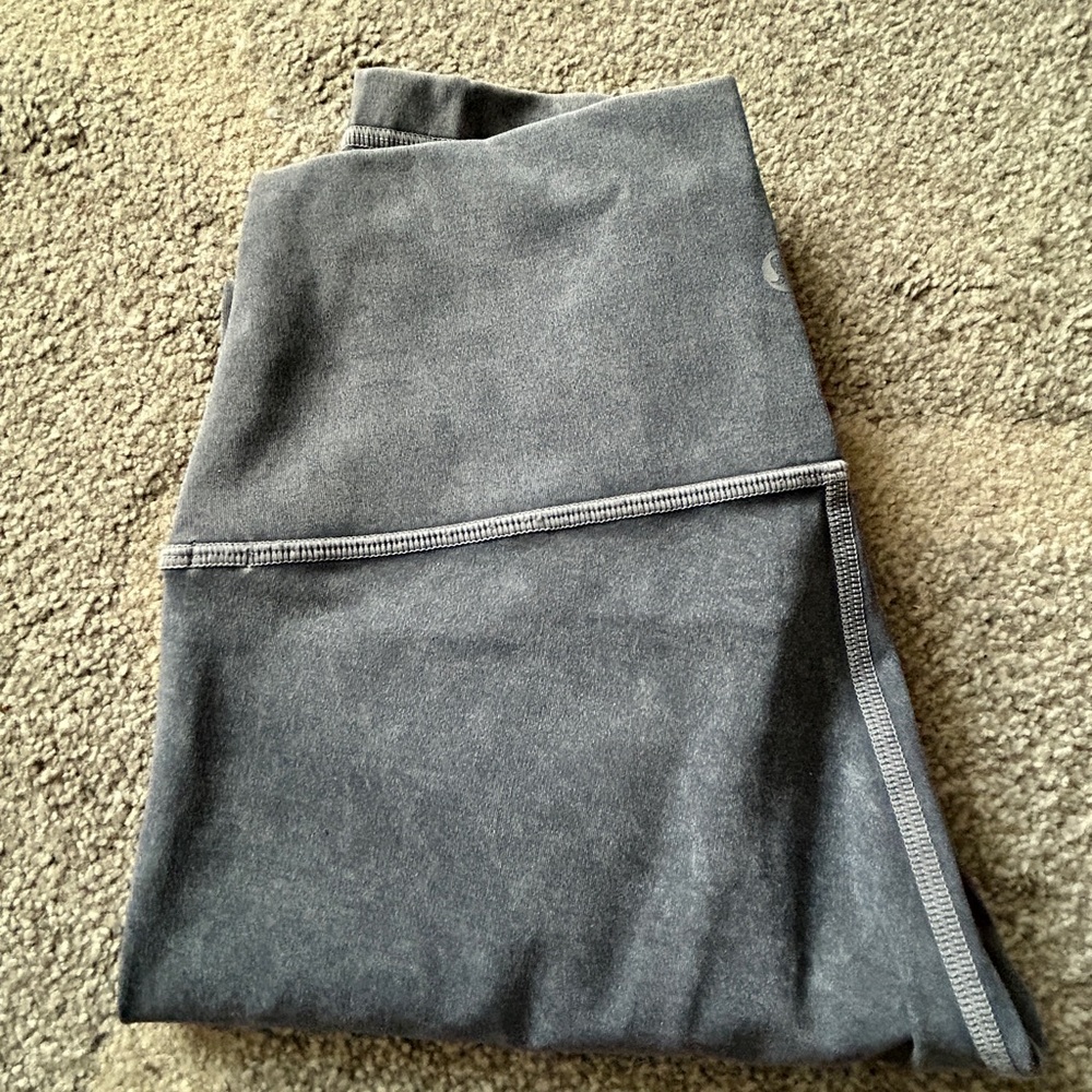 Lululemon wunder under tights